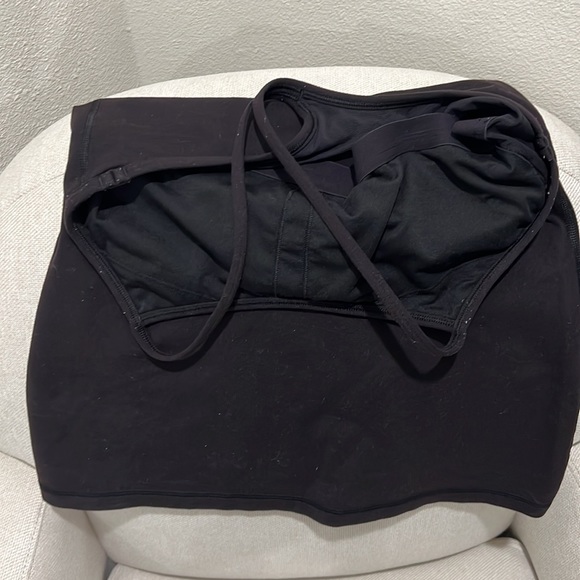 Lululemon built-in bra black tank - Picture 3 of 4